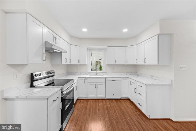 8617 ETTA DR, Springfield, VA 22152
