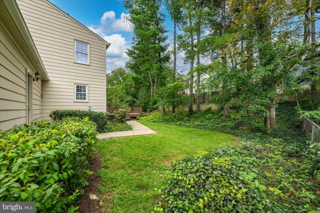 8617 ETTA DR, Springfield, VA 22152