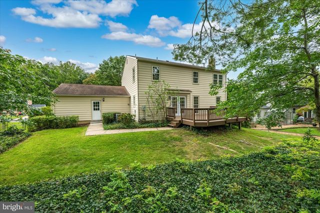 8617 ETTA DR, Springfield, VA 22152
