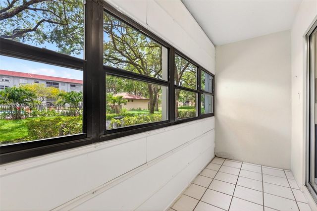 1400 SW 124th Ter 111Q, Pembroke Pines, FL 33027