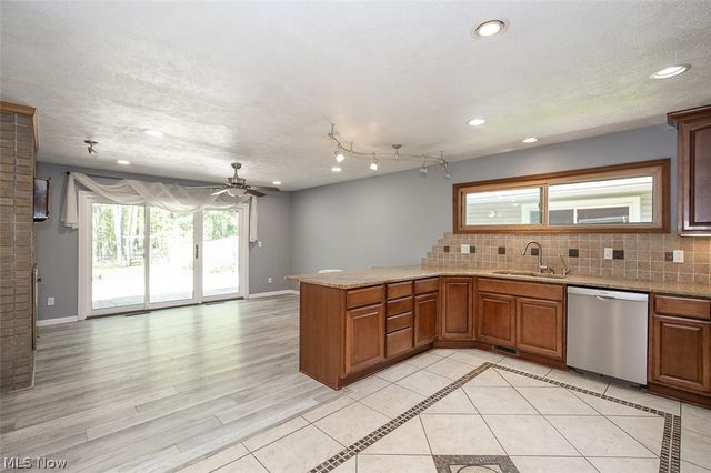 522 Merrimak Drive, Berea, OH 44017