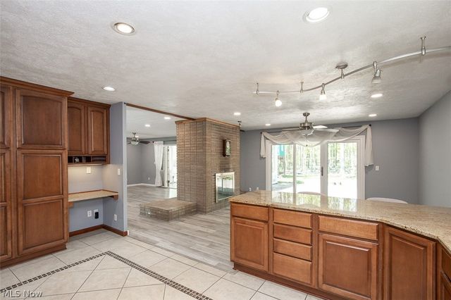522 Merrimak Drive, Berea, OH 44017
