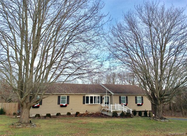 144 Manor Lane, Jamesport, NY 11901