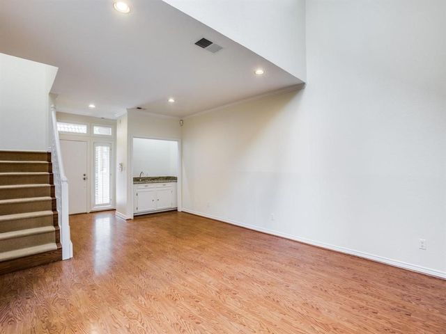 4520 Glenwick Lane, Dallas, TX 75205