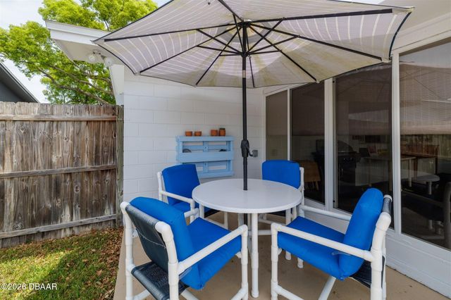 2948 Lantern Drive, South Daytona, FL 32119