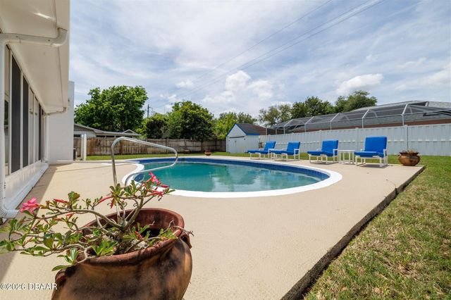 2948 Lantern Drive, South Daytona, FL 32119