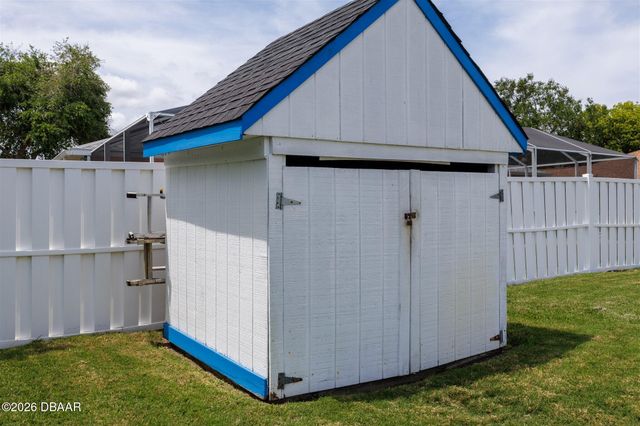 2948 Lantern Drive, South Daytona, FL 32119