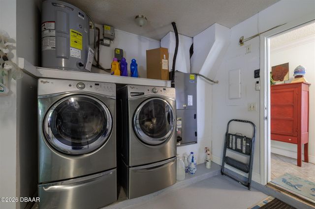 2948 Lantern Drive, South Daytona, FL 32119