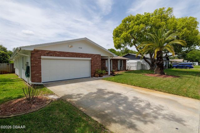 2948 Lantern Drive, South Daytona, FL 32119