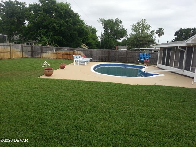 2948 Lantern Drive, South Daytona, FL 32119