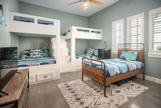 230 Chateau Way, Port O Connor, TX 77982