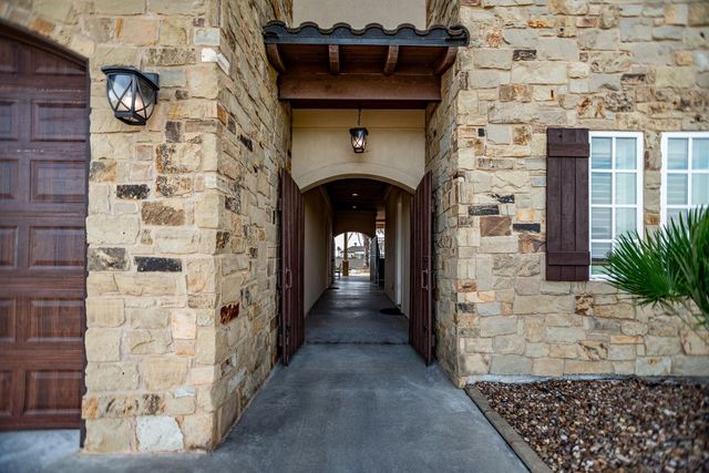 230 Chateau Way, Port O Connor, TX 77982