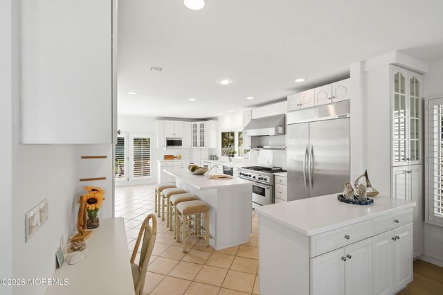 2007 Ocean Avenue N, Spring Lake, NJ 07762