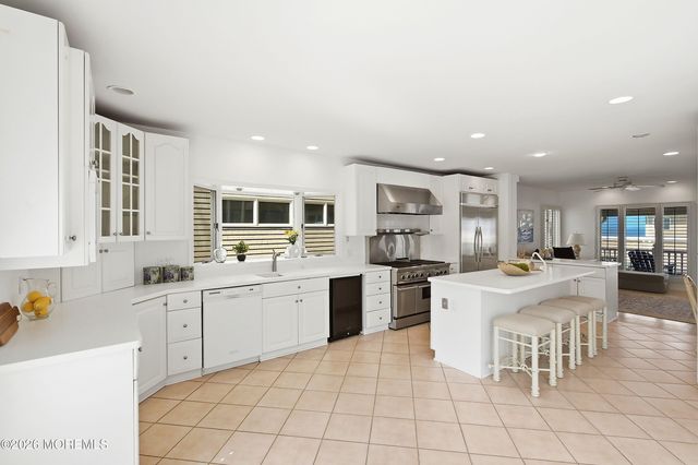 2007 Ocean Avenue N, Spring Lake, NJ 07762