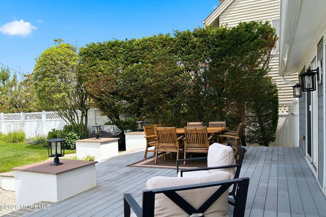 2007 Ocean Avenue N, Spring Lake, NJ 07762