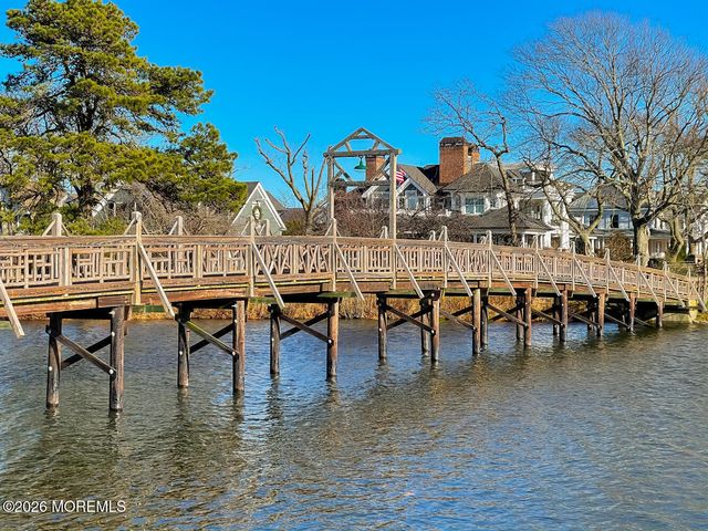 2007 Ocean Avenue N, Spring Lake, NJ 07762