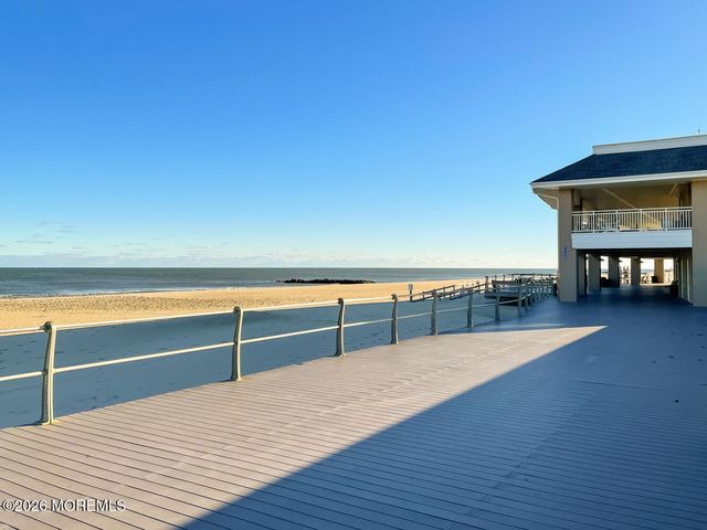 2007 Ocean Avenue N, Spring Lake, NJ 07762