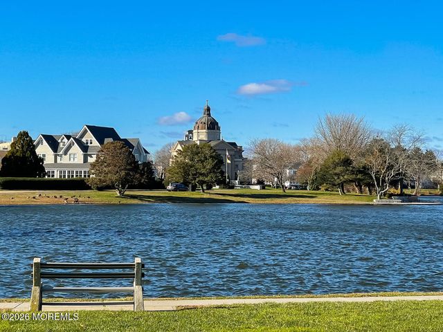 2007 Ocean Avenue N, Spring Lake, NJ 07762
