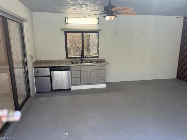 1325 28th ST, Cape Coral, FL 33914