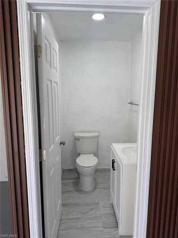 1325 28th ST, Cape Coral, FL 33914