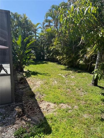 1325 28th ST, Cape Coral, FL 33914