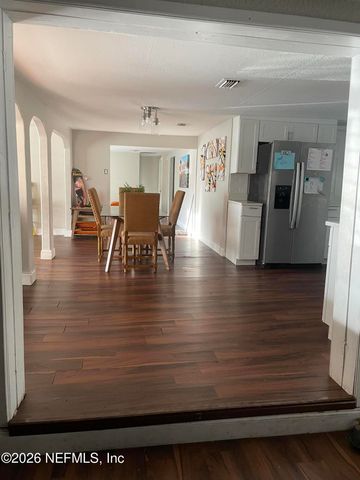 5884 RETHA Road, Jacksonville, FL 32254