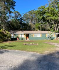 5884 RETHA Road, Jacksonville, FL 32254