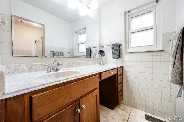 121 Blanc Lee Drive, Belleville, IL 62226