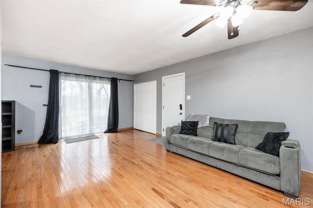 121 Blanc Lee Drive, Belleville, IL 62226