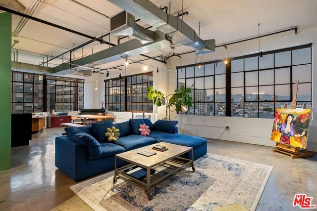 315 E 8th Street 801, Los Angeles, CA 90014