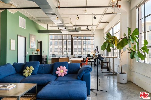 315 E 8th Street 801, Los Angeles, CA 90014