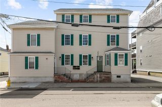 621 Thames Street C, Newport, RI 02840