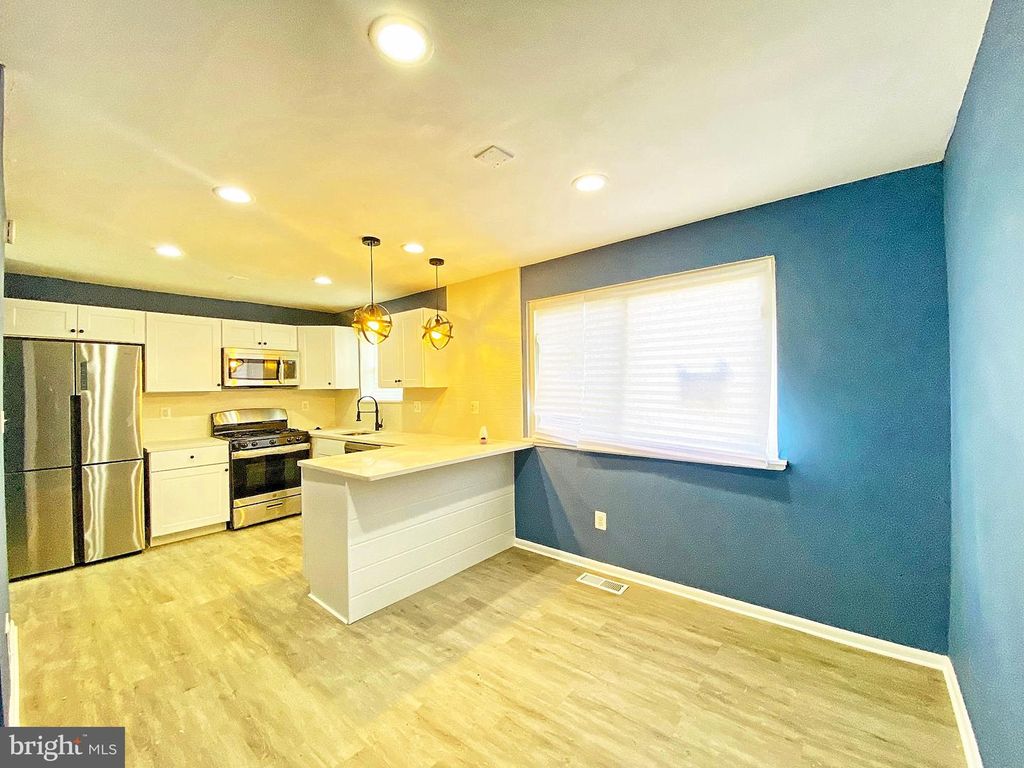 728 BOOKER DR, Capitol Heights, MD 20743