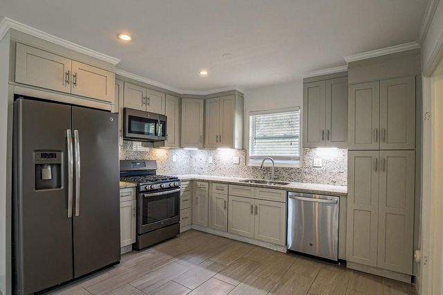 2392 Marion Circle, Decatur, GA 30032