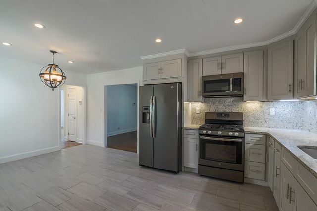 2392 Marion Circle, Decatur, GA 30032