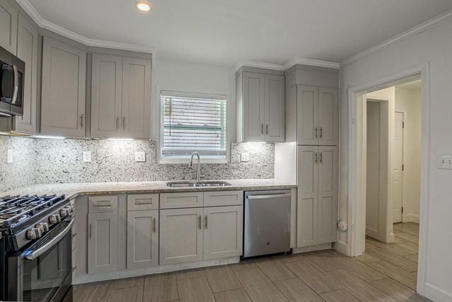 2392 Marion Circle, Decatur, GA 30032