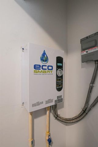 2392 Marion Circle, Decatur, GA 30032