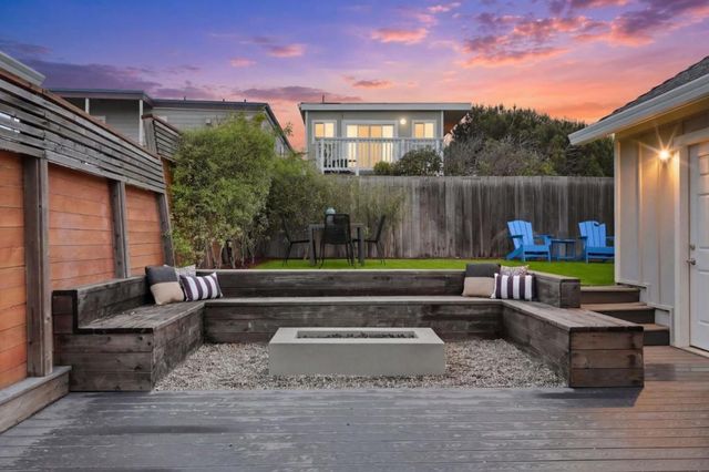 71 Salada Avenue, Pacifica, CA 94044