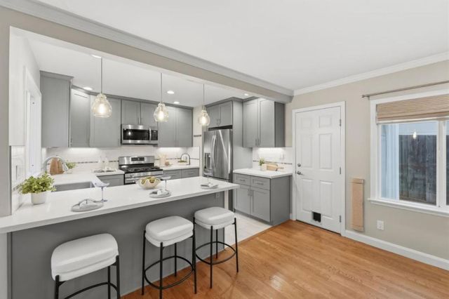 71 Salada Avenue, Pacifica, CA 94044