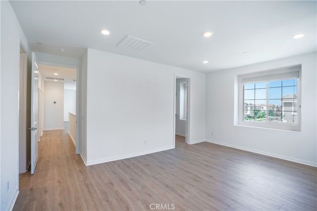 2983 E Halton Paseo, Ontario, CA 91761