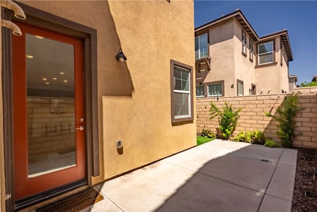 2983 E Halton Paseo, Ontario, CA 91761