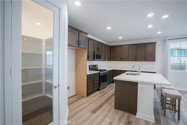 2983 E Halton Paseo, Ontario, CA 91761