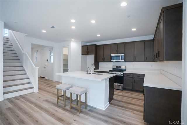 2983 E Halton Paseo, Ontario, CA 91761