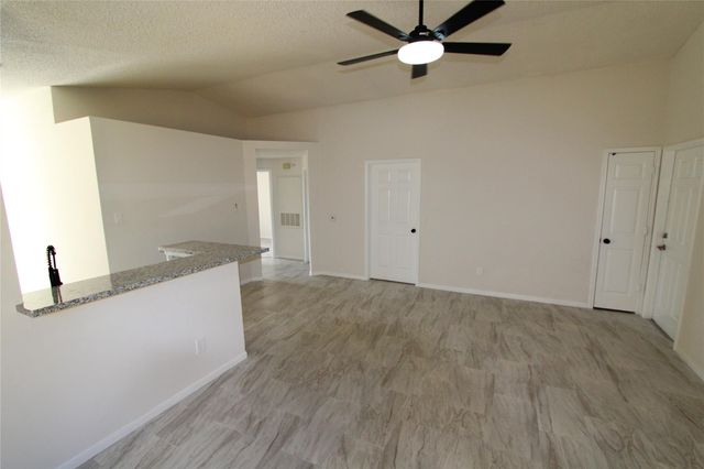 7713 Ellis Drive, Houston, TX 77489