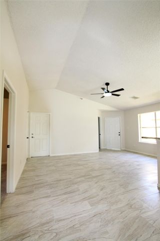 7713 Ellis Drive, Houston, TX 77489