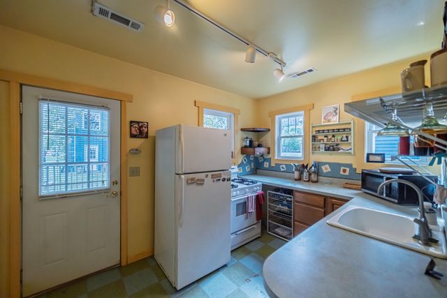 514 N 7th Street, Paducah, KY 42001