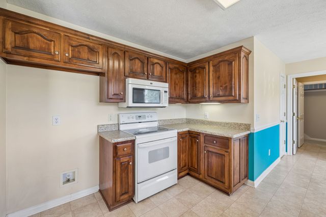 7437 Pinson Lane, White House, TN 37188