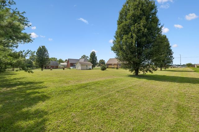 7437 Pinson Lane, White House, TN 37188