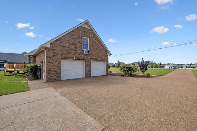 7437 Pinson Lane, White House, TN 37188
