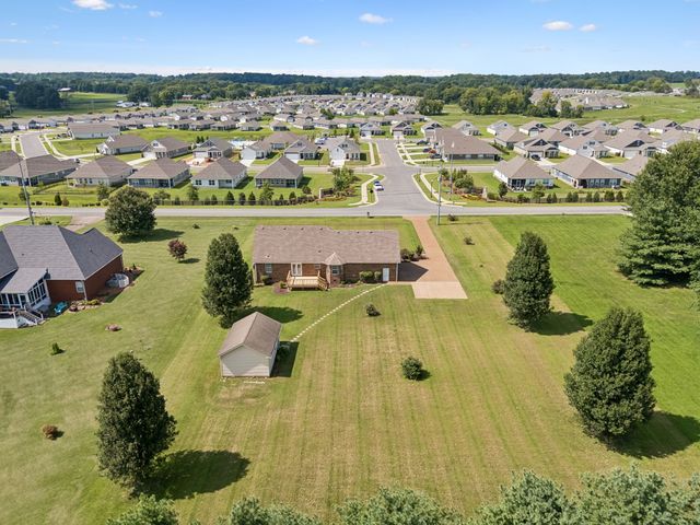 7437 Pinson Lane, White House, TN 37188